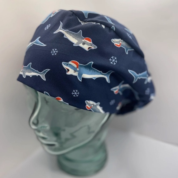 Christmas shark scrub cap - Picture 2 of 5